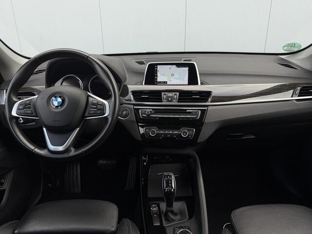 BMW X1 sDrive18i High Executive Automaat/Trekhaak/Camera.
