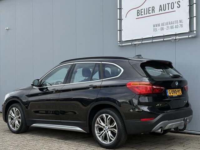 BMW X1 sDrive18i High Executive Automaat/Trekhaak/Camera.