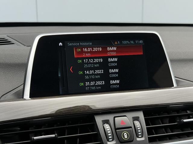 BMW X1 sDrive18i High Executive Automaat/Trekhaak/Camera.