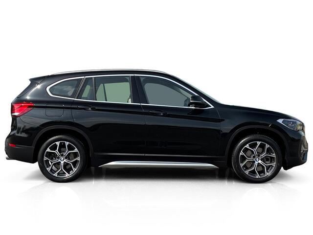 BMW X1 sDrive20i High Executive ? Leder ? ACC ? LED