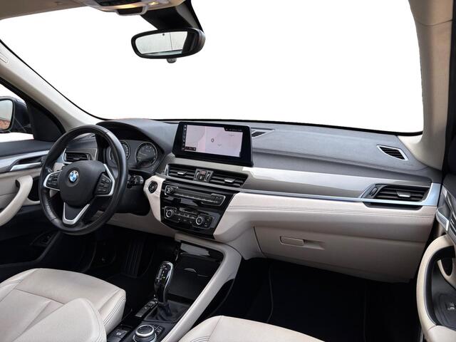 BMW X1 sDrive20i High Executive ? Leder ? ACC ? LED