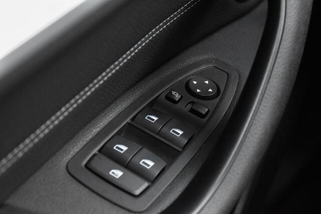 BMW X1 xDrive25i M Sport | Pano | Carplay | Trekhaak | HK