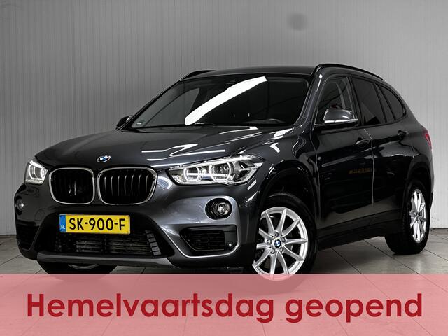 BMW X1 xDrive20i Executive/ Automaat/ Trekhaak/ LED Koplampen/ Elek.Klep/ Clima/ Navi/ Cruise/ Bluetooth/ Multi.LEDER.Stuur/ Elek.Pakket/ Isofix/ PDC V+A.