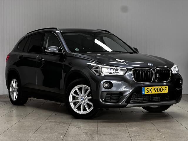 BMW X1 xDrive20i Executive/ Automaat/ Trekhaak/ LED Koplampen/ Elek.Klep/ Clima/ Navi/ Cruise/ Bluetooth/ Multi.LEDER.Stuur/ Elek.Pakket/ Isofix/ PDC V+A.