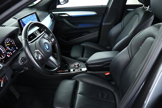 BMW X1 xDrive25e M-Sport / Pano / LED / HUD / CAM