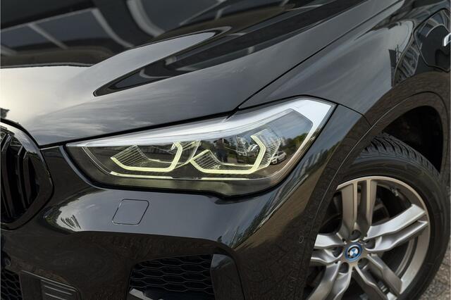 BMW X1 xDrive25e M-Sport | Panodak | Head-Up | Camera | Adaptive Cruise | Comfort Access