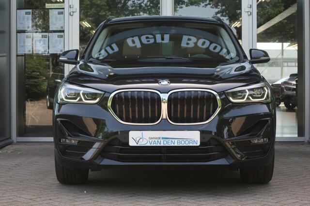 BMW X1 X1 25e, xDrive (4x4), Stoelverwarming, Leder, Elektrische klep, Keyless, etc.