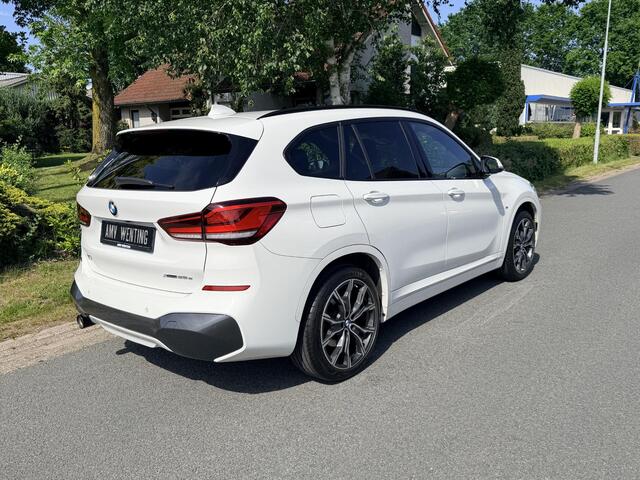 BMW X1 xDrive25e 220PK M-SportoLEDoCamera