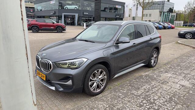 BMW X1 xDrive25e High Executive Edition / Pano / Leder / Harman Kardon / Camera