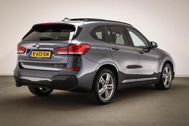 BMW X1 sDrive18i M-Sport High Executive | PANORAMADAK | DAB | APPLE | CAMERA | TREKHAAK | 18"