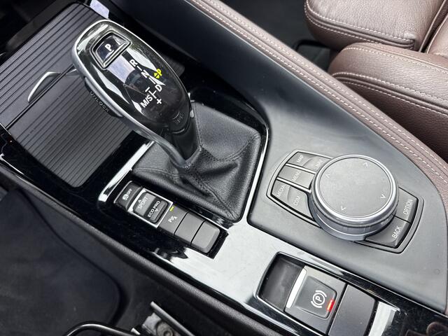 BMW X1 sDrive20i 192pk Executive, M-pakket | Pano | CarPlay