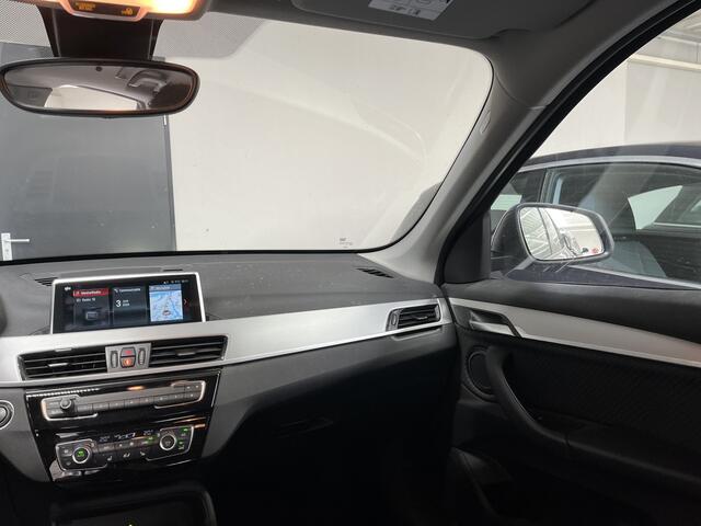 BMW X1 xDrive25e | Active Cruise Controle | Trekhaak | 18" | Apple CarPlay | Stoelverwarming | 2 jaar BMW Garantie