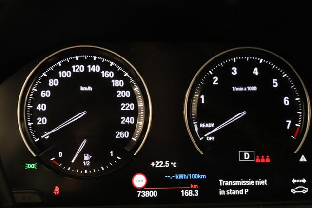 BMW X1 xDrive25e Executive | Climate control | Navigatie | Parkeersensor | LED koplampen | Stoelverwarming | Trekhaak |