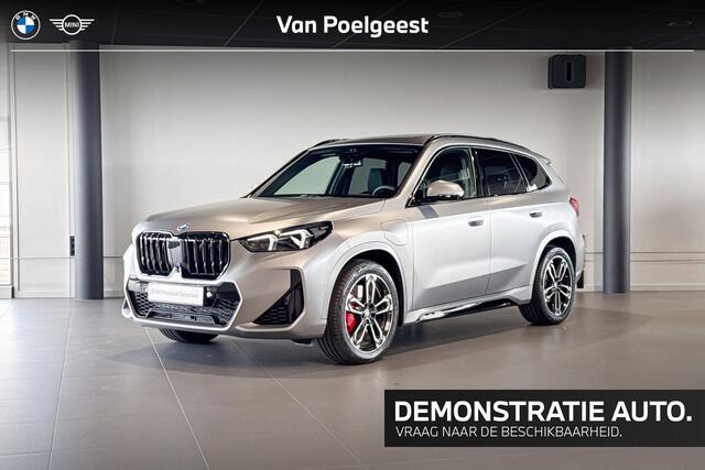 BMW X1 xDrive25e | M Sport Pro | Glazen Panoramadak | Harman Kardon | Stoelverwarming | Head-Up Display | Trekhaak |