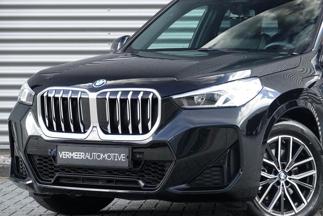 BMW X1 xDrive25e | M-Sport | Panodak | Trekhaak | Camera | Leder |