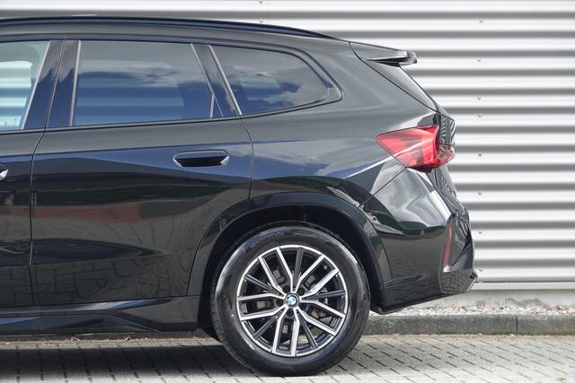 BMW X1 xDrive25e | M-Sport | Panodak | Trekhaak | Camera | Leder |