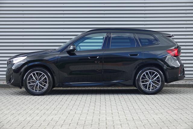 BMW X1 xDrive25e | M-Sport | Panodak | Trekhaak | Camera | Leder