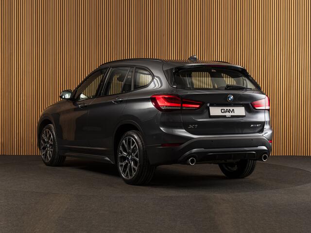 BMW X1 sDrive20i CAMERA | HUD | LEDER