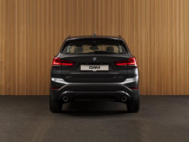 BMW X1 sDrive20i CAMERA | HUD | LEDER