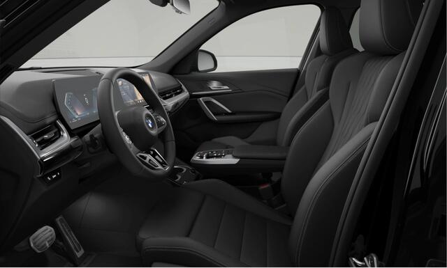 BMW X1 xDrive23i M-Sport - Memoryzetels - Trekhaak - 2000kg Trekgewicht