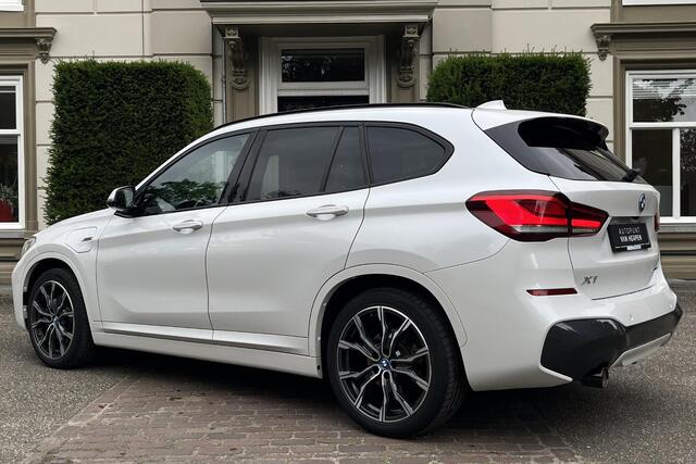 BMW X1 xDrive25e PANO | CRUISE | HIFI | CARPLAY | M-PAKKET | STOELVERW