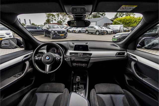 BMW X1 sDrive18i High Executive M-Sport | Camera | Stoelverwarming