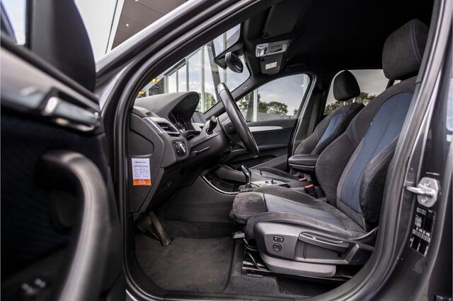 BMW X1 sDrive18i High Executive M-Sport | Camera | Stoelverwarming