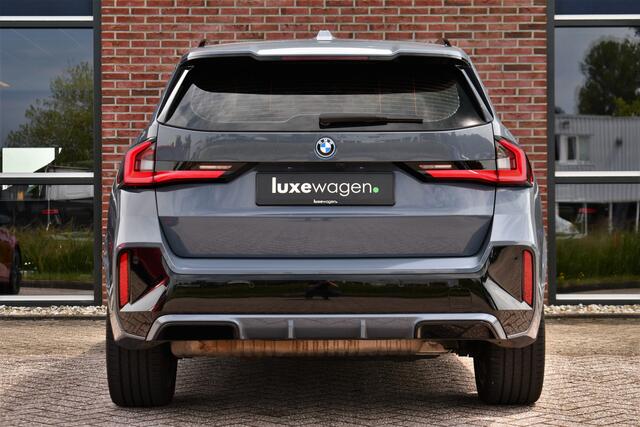BMW X1 xDrive30e M-Sport Plus Stormbay Pano ACC HUD 360-cam 19inch