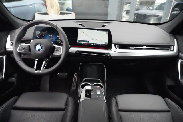 BMW X1 xDrive25e M Sport 245pk Panoramadak/Navigatie/Camera