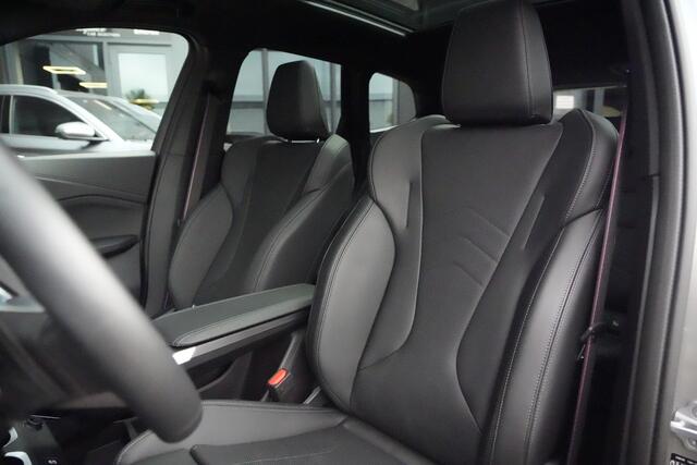 BMW X1 xDrive25e M Sport 245pk Panoramadak/Navigatie/Camera