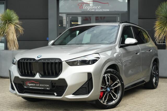 BMW X1 xDrive25e M Sport 245pk Panoramadak/Navigatie/Camera
