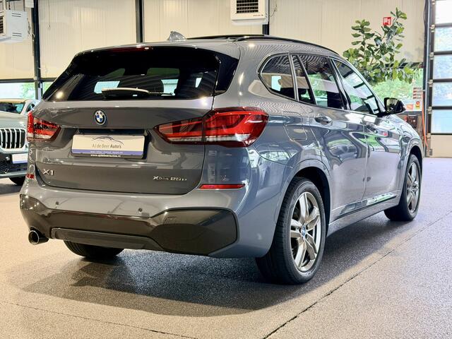 BMW X1 xDrive25e High Executive M-Sport | Panorama | Camera | Navigatie Plus