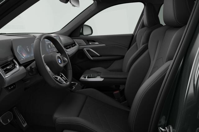 BMW X1 sDrive20i | M Sportpakket Pro | Premium Pack | Travel Pack | Trekhaak