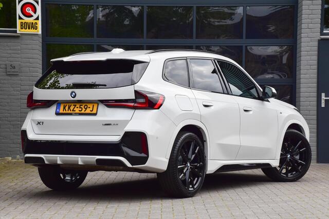 BMW X1 sDrive20i M Sport | Pano | 360 cam | 20 inch | Leer