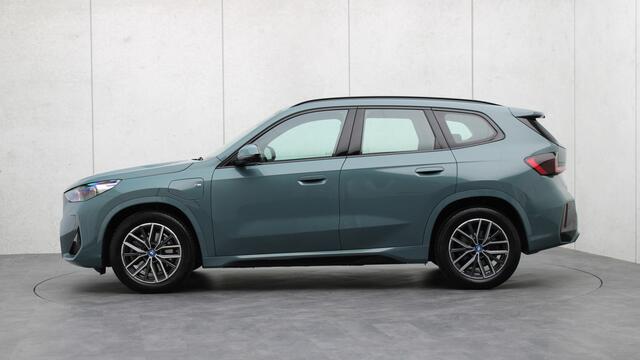 BMW X1 xDrive30e M-Sport | Harman/Kardon | Comfort Access | Head-up | Parking Assistant Plus