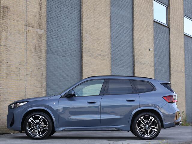 BMW X1 sDrive18i M Sport ACC | Cam | BTW | Leder/Alcantara | Widescreen | Haak