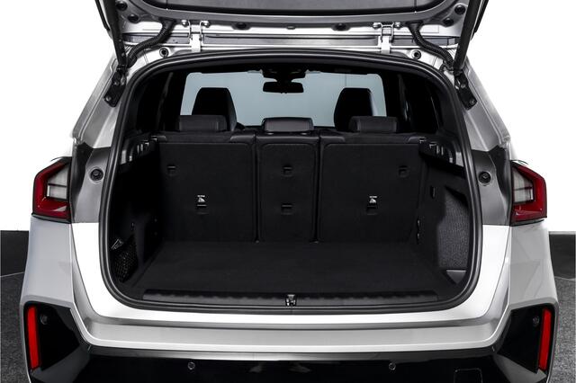 BMW X1 xDrive25e 245 PK | M-Sport | Premium Pack | S/K-Panodak | Elek. Trekhaak | Dig. Cockpit | Cruise | Stoelverw. | PDC | Camera | NAV+App. Connect | ECC | Elek. Klep | LM 19" | 2882