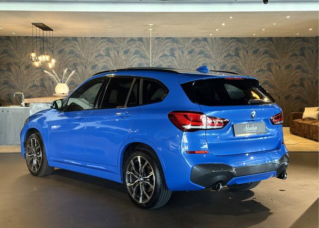BMW X1 xDrive25d High Exe I 231pk I M-Pakket I Pano I VOL!