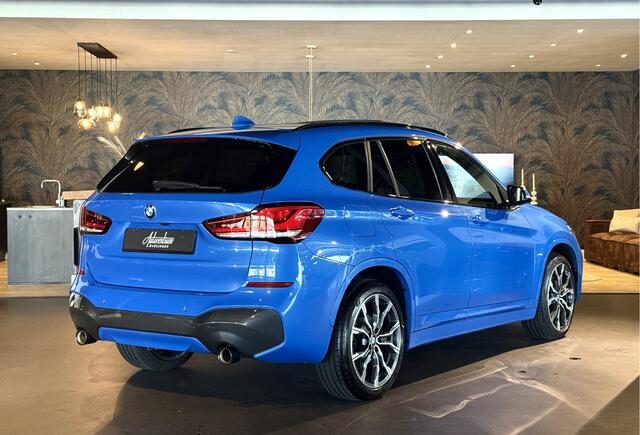 BMW X1 xDrive25d High Exe I 231pk I M-Pakket I Pano I VOL!