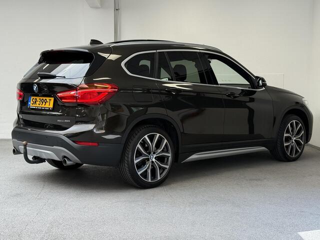 BMW X1 sDrive20i High Executive | TREKHAAK | PANO | CAMERA |