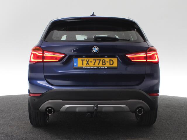 BMW X1 sDrive20i Orange Edition II, NL-auto, NAP, BTW