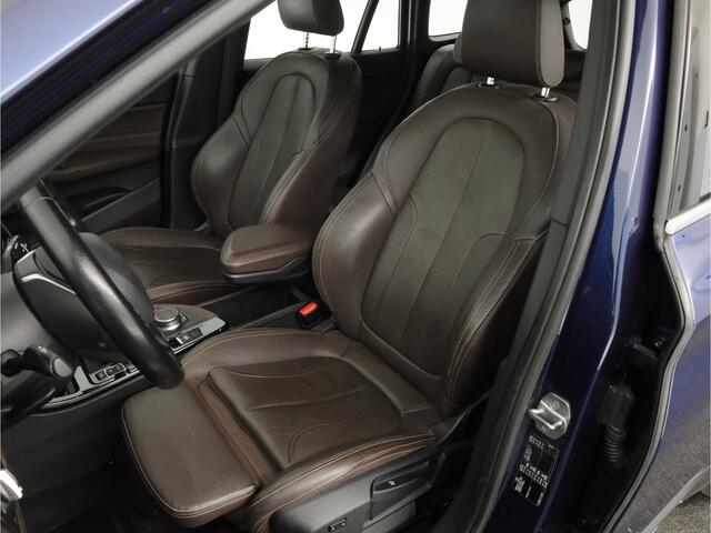 BMW X1 sDrive20i Orange Edition II, NL-auto, NAP, BTW