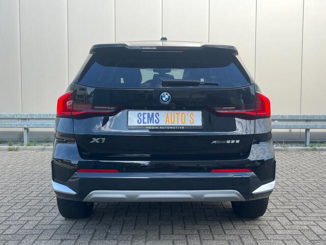 BMW X1 xDrive25e Panorama dak / Electr.Trekhaak / NAP