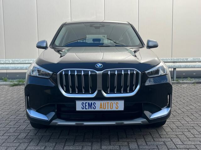 BMW X1 xDrive25e Panorama dak / Electr.Trekhaak / NAP