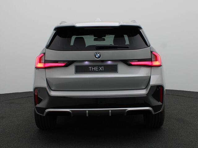 BMW X1 sDrive20i M Sportpakket | M Sportpakket Pro | Comfort Pack | Innovation Pack | Travel Pack