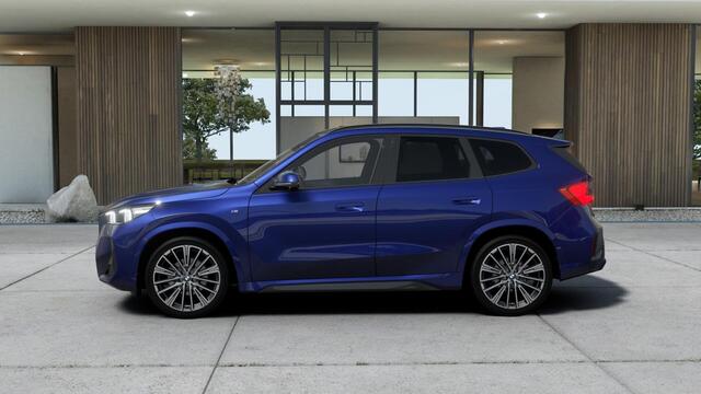 BMW X1 sDrive18i High Executive M-SPORT NIEUW MODEL! AUTOMAAT,NAVI,CAM,VIRTUAL,ELEKT.STOEL,20INCH,TREKHAAK