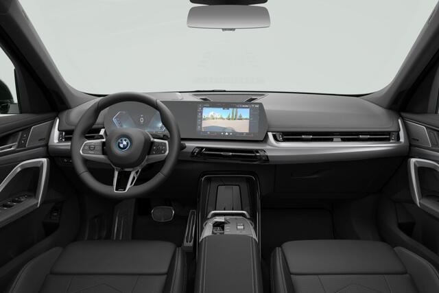 BMW X1 xDrive25e | M Sportpakket Pro | Innovation Pack | Travel Pack | Trekhaak