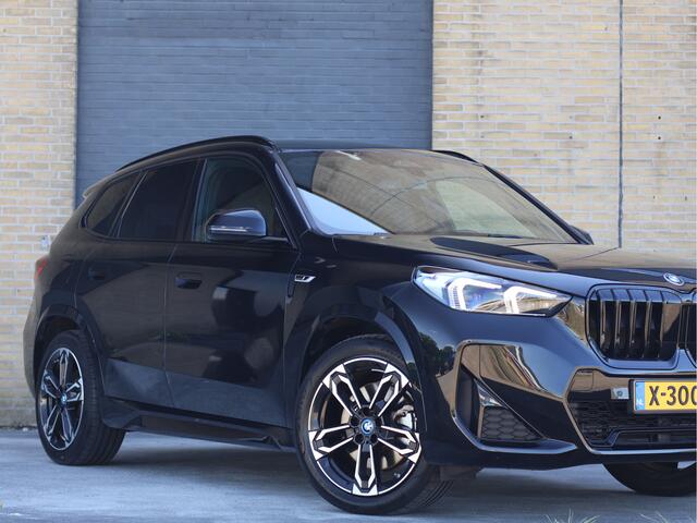 BMW X1 xDrive30e M Sport | Assisted Driving | Harman/Kardon | Trekhaak | 19" M wielen |