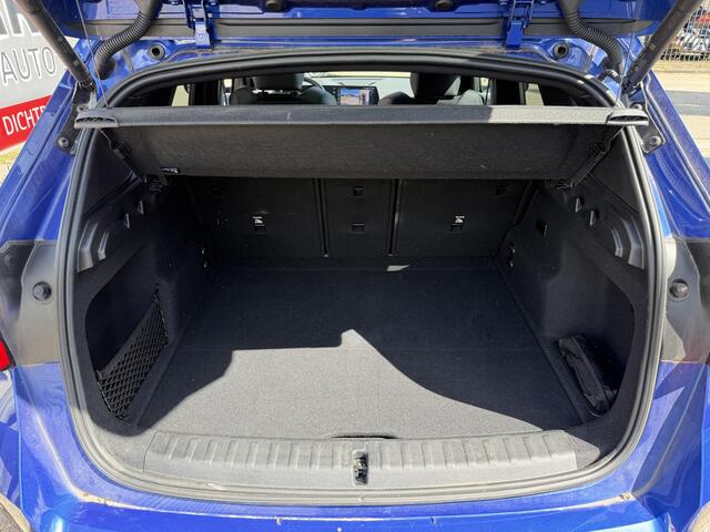 BMW X1 xDrive30e M Sport Pro 19''/Panoramadak/Harman Kardon/Trekhaak/Elektrische stoel + memory + massage/Keyless/Adaptieve cruise/360 Camera