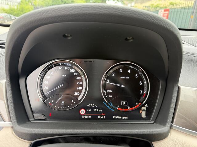 BMW X1 sDrive20i VDL Nedcar Edition LED/Sportleer/HU/Stoelverw/Leer/Navi